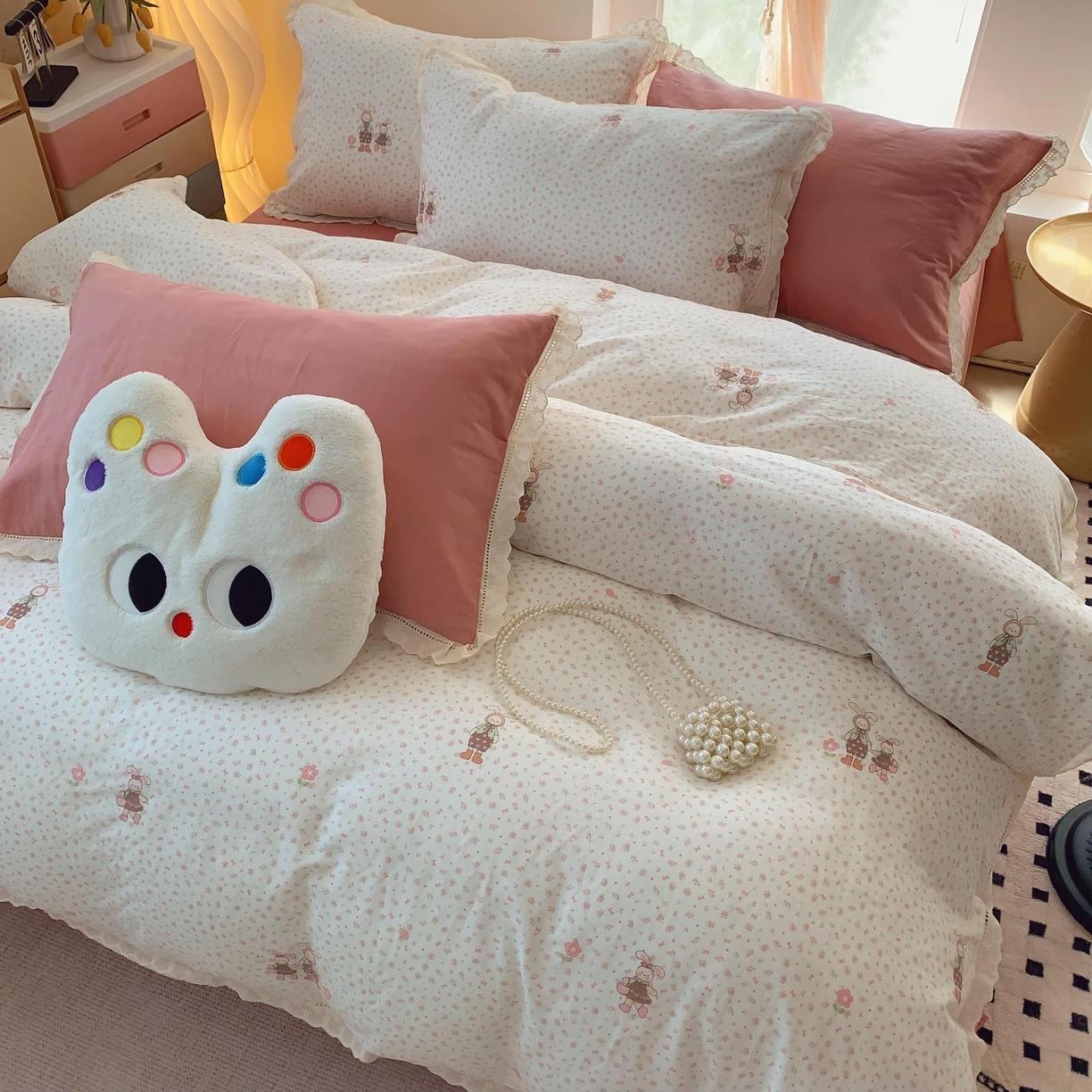 91家纺网 家纺一手货源 找家纺  奈萝家纺  2025新款全棉双层纱花边款四件套 童年月光