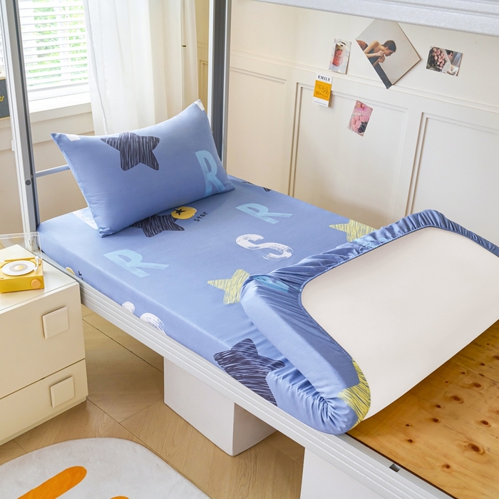 91家纺网 家纺一手货源 找家纺 （总）斯尔顿 2025新款13070全棉纯棉印花学生宿舍上下铺套件-第二批单品床笠床笠单件