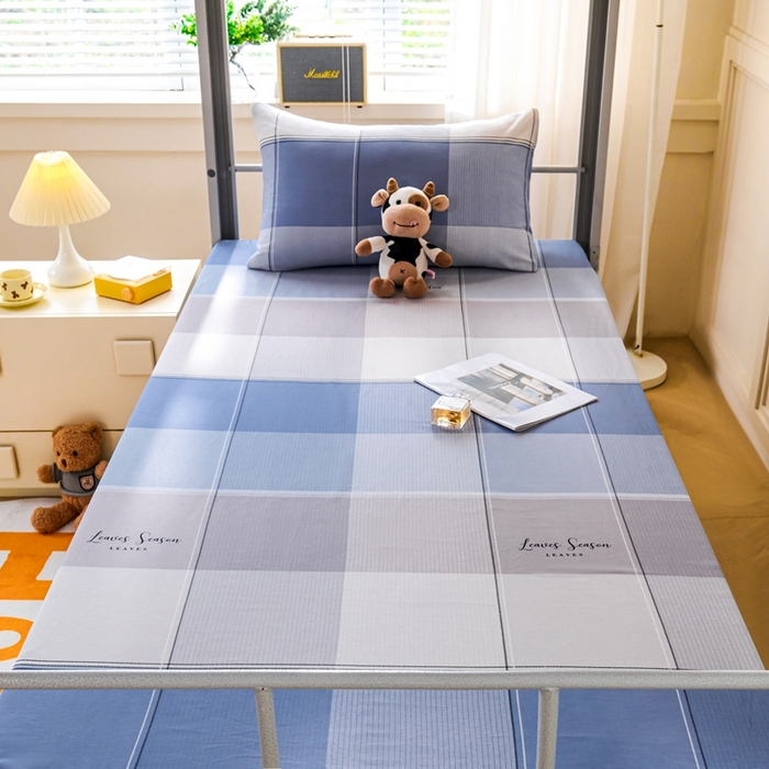 91家纺网 家纺一手货源 找家纺 （总）斯尔顿 2025新款13070全棉纯棉印花学生宿舍上下铺套件-第二批单品床笠床笠单件