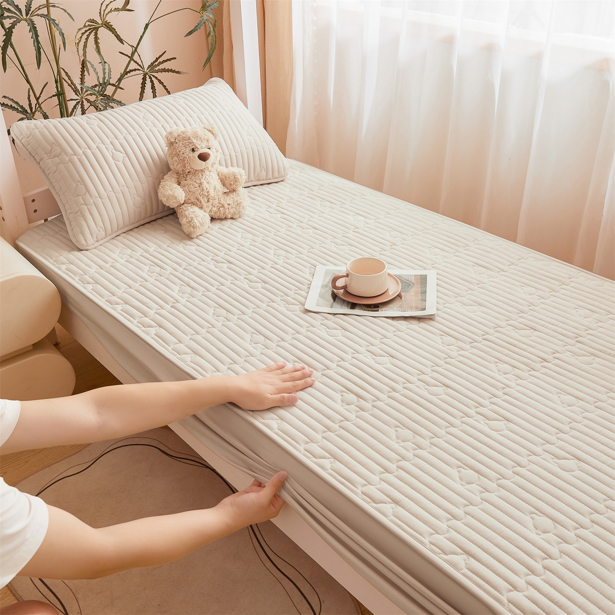 91家纺网 家纺一手货源 找家纺 （总）雯豆家纺 2025新款四季款学生宿舍夹棉床笠上下铺床垫保护套