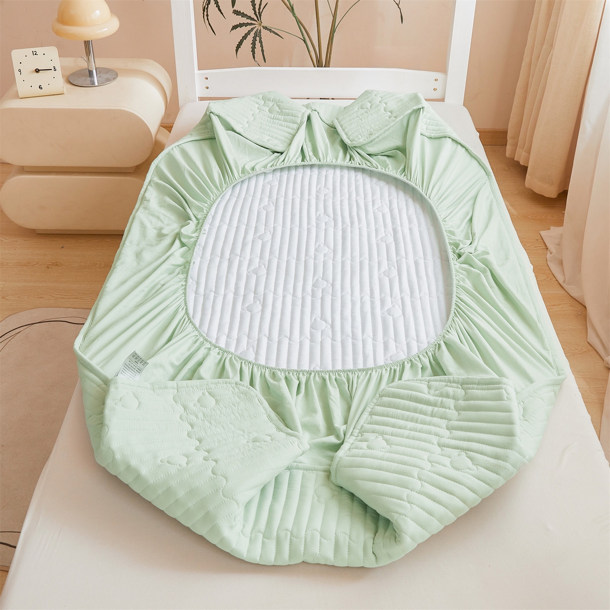 91家纺网 家纺一手货源 找家纺 雯豆家纺 2025新款四季款学生宿舍夹棉床笠上下铺床垫保护套 洛川-清雅绿