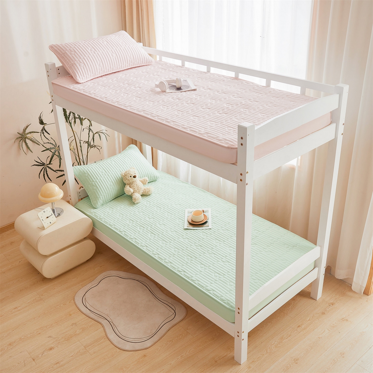 91家纺网 家纺一手货源 找家纺 雯豆家纺 2025新款四季款学生宿舍夹棉床笠上下铺床垫保护套 洛川-清雅绿