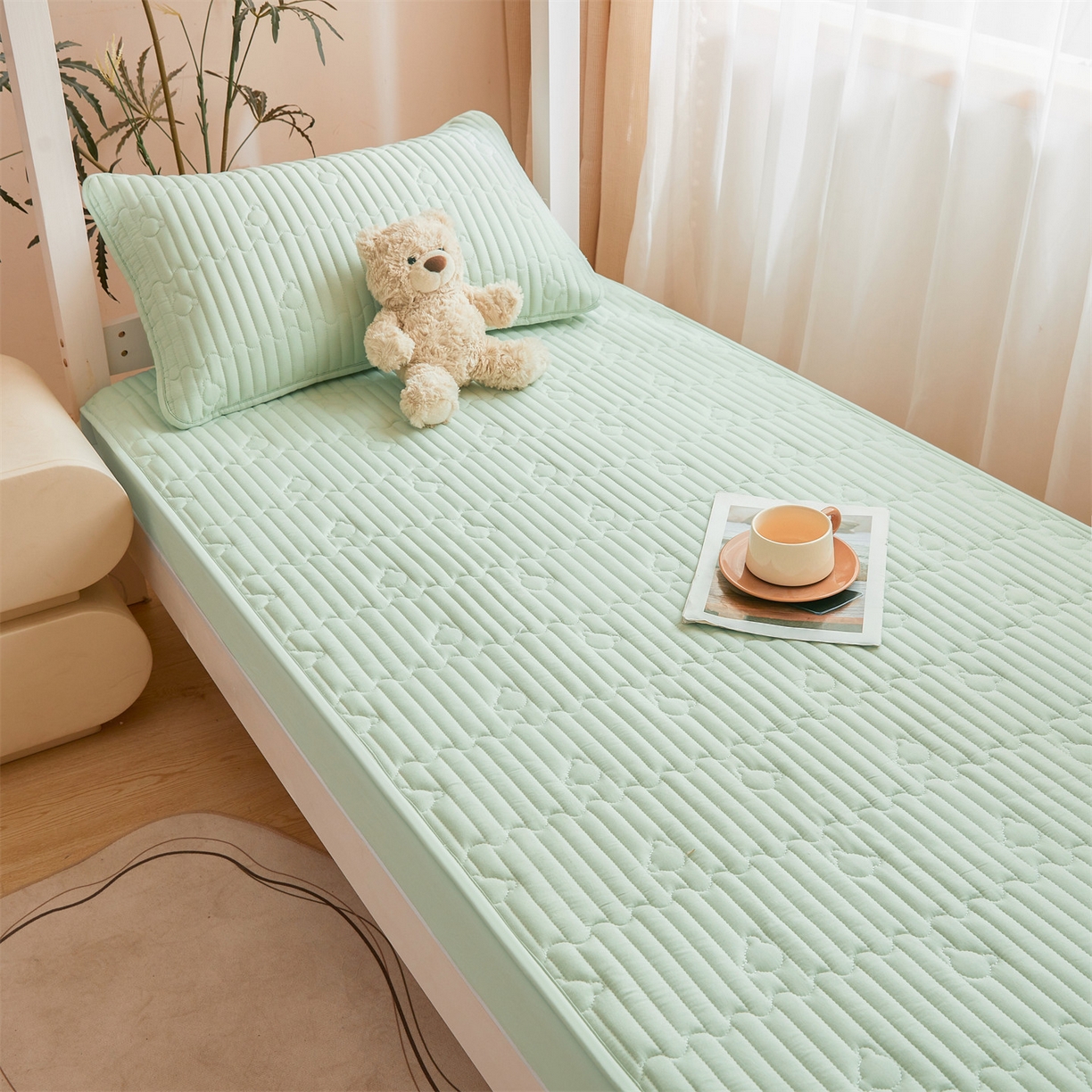 91家纺网 家纺一手货源 找家纺 雯豆家纺 2025新款四季款学生宿舍夹棉床笠上下铺床垫保护套 洛川-清雅绿