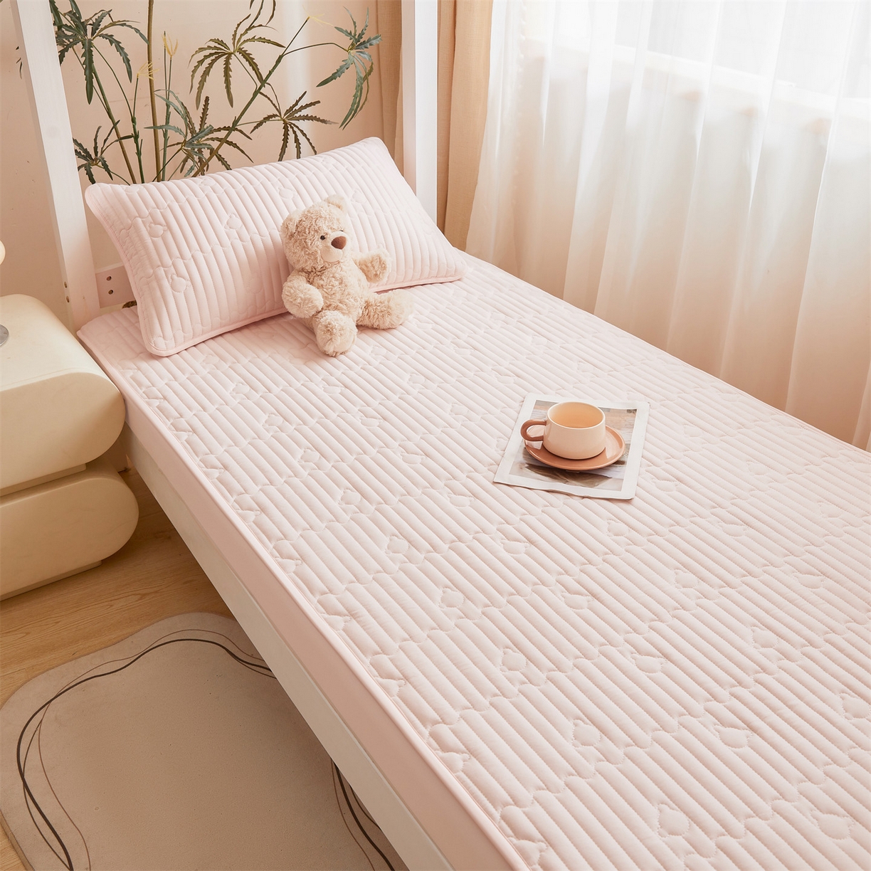 91家纺网 家纺一手货源 找家纺 雯豆家纺 2025新款四季款学生宿舍夹棉床笠上下铺床垫保护套 洛川-密合粉