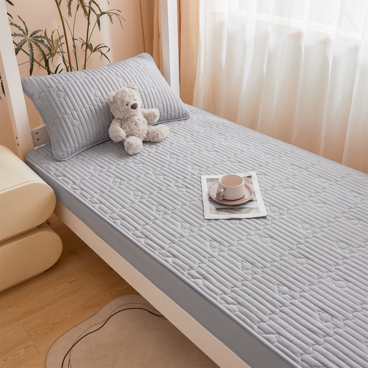 91家纺网 家纺一手货源 找家纺 雯豆家纺 2025新款四季款学生宿舍夹棉床笠上下铺床垫保护套 洛川-暮云灰