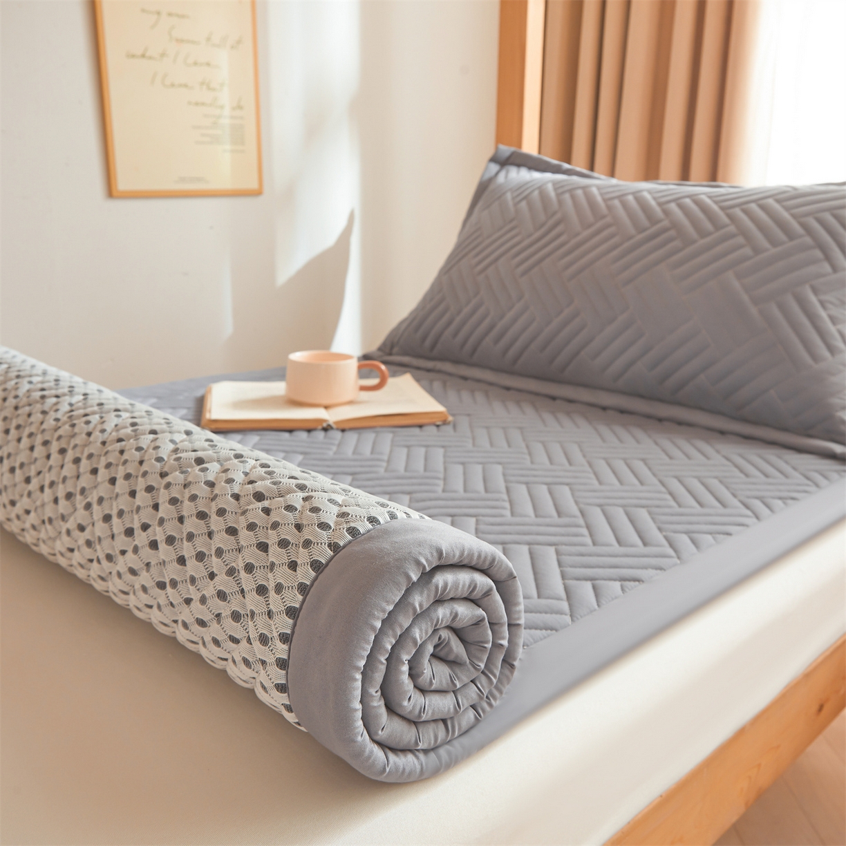 91家纺网 家纺一手货源 找家纺 （总）雯豆家纺 2025新款学生宿舍夹棉床褥薄垫子上下铺床单人床护垫