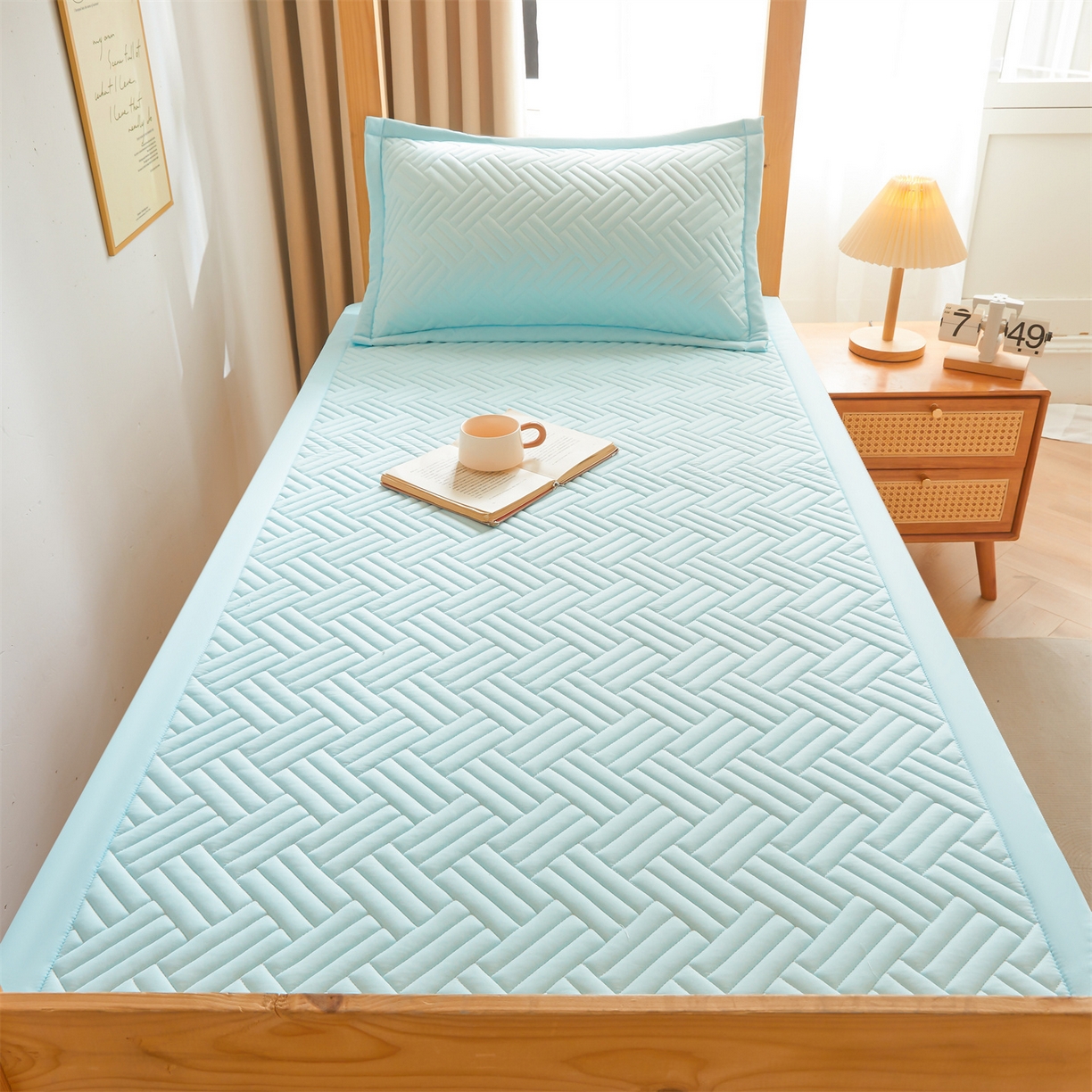 91家纺网 家纺一手货源 找家纺 雯豆家纺 2025新款学生宿舍夹棉床褥薄垫子上下铺床单人床护垫 摩登-淡水蓝