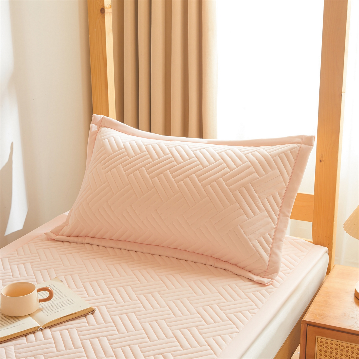 91家纺网 家纺一手货源 找家纺 雯豆家纺 2025新款学生宿舍夹棉床褥薄垫子上下铺床单人床护垫 摩登-密合粉