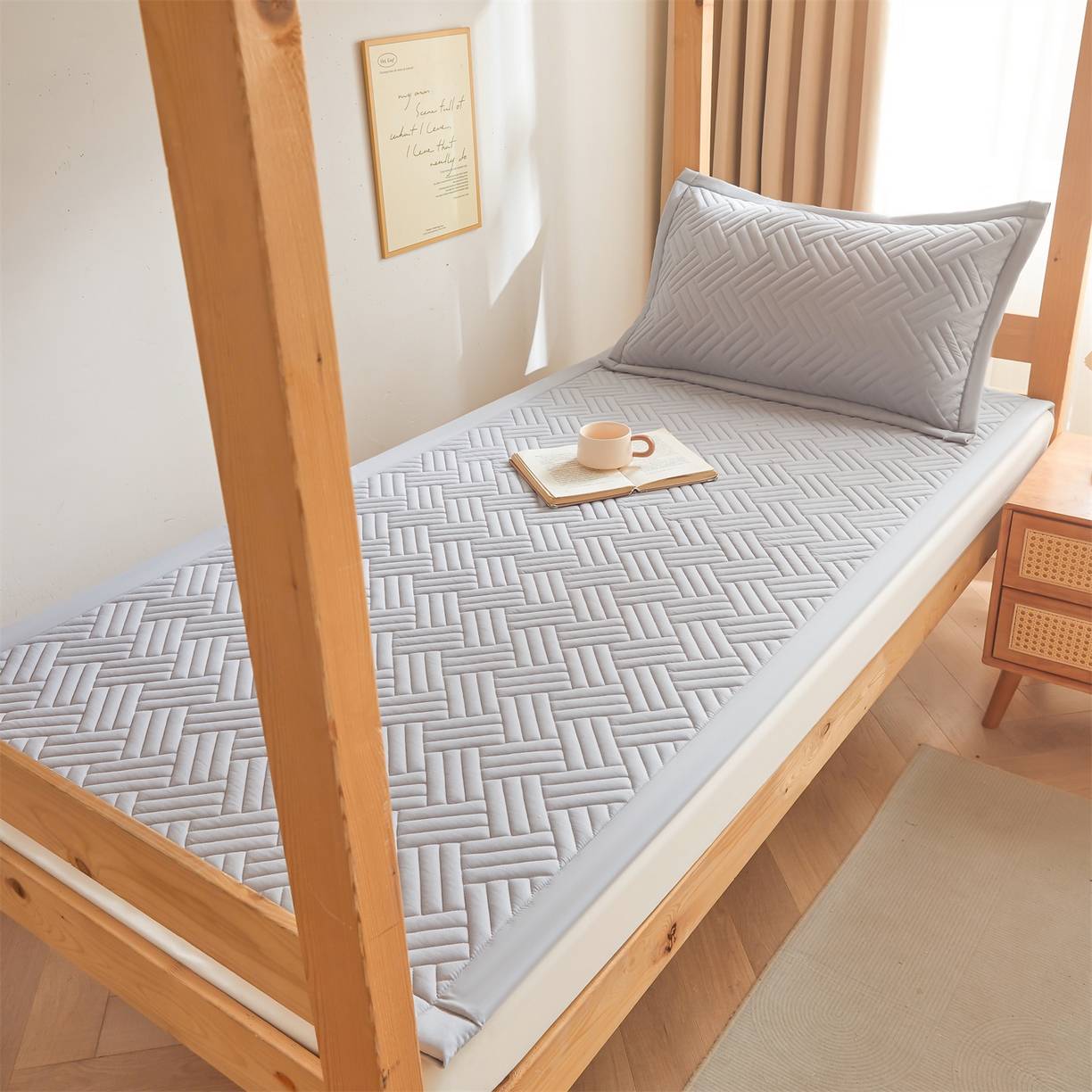 91家纺网 家纺一手货源 找家纺 雯豆家纺 2025新款学生宿舍夹棉床褥薄垫子上下铺床单人床护垫 摩登-暮云灰