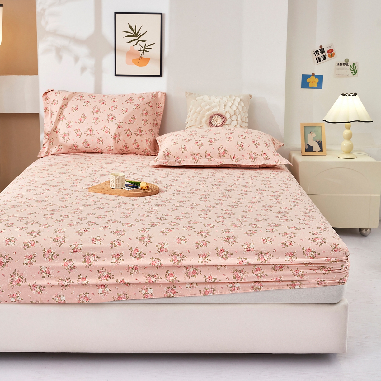 91家纺网 家纺一手货源 找家纺 乐居家纺 2025新款针织棉双层纱单件床笠 粉韵格调