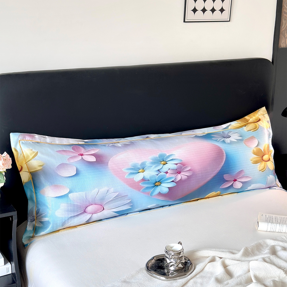 91家纺网 家纺一手货源 找家纺 乐居家纺 2025新款凉感高密冰丝双人印花枕套+内芯 倾心