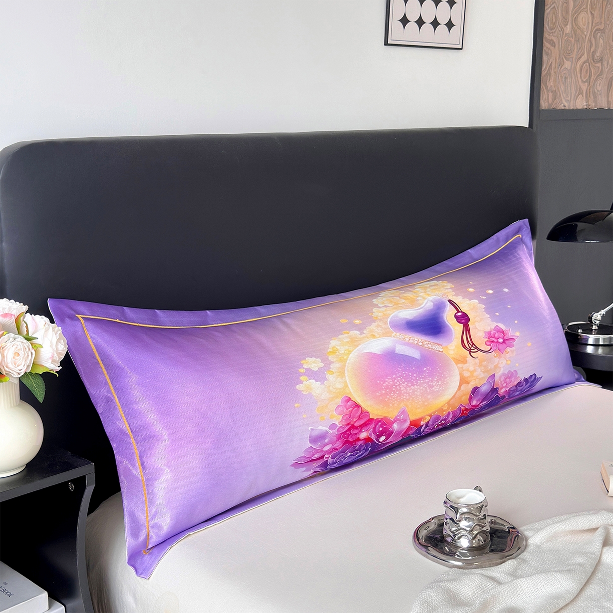 91家纺网 家纺一手货源 找家纺 乐居家纺 2025新款凉感高密冰丝双人印花枕套+内芯 珠光梦境