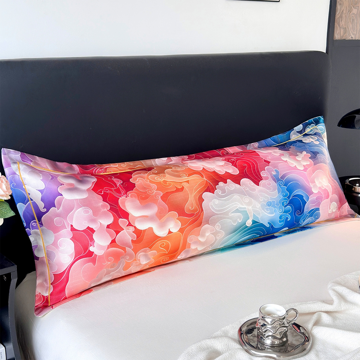 91家纺网 家纺一手货源 找家纺 乐居家纺 2025新款凉感高密冰丝双人印花枕套+内芯 幻彩