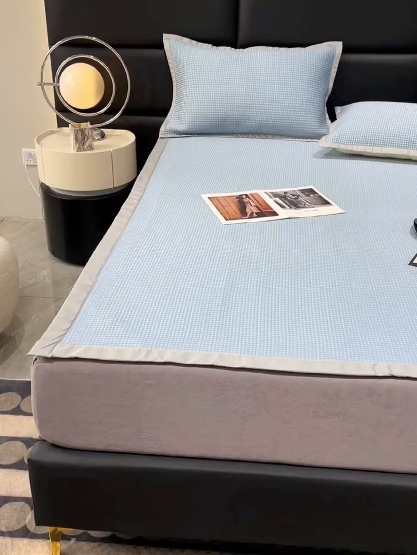 91家纺网 家纺一手货源 找家纺 乐居家纺 2025新款3D凉豆豆床凉席系列 蓝色