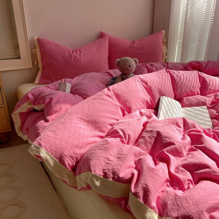 91家纺网 家纺一手货源 找家纺 轻奢坊 2025新款水洗棉纯色撞色包边绑带款四件套 果莓红