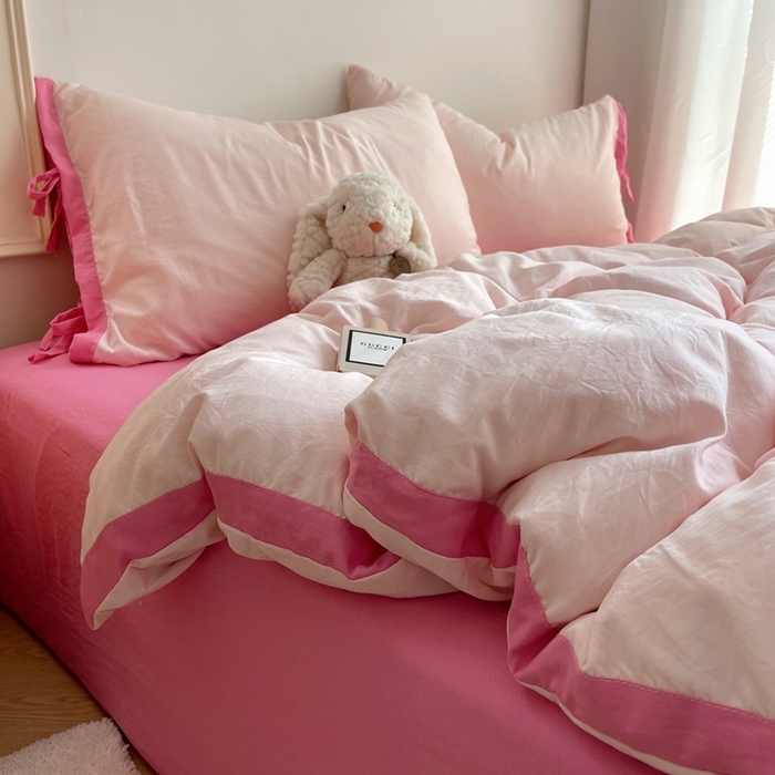 91家纺网 家纺一手货源 找家纺 轻奢坊 2025新款水洗棉纯色撞色包边绑带款四件套 蜜桃粉
