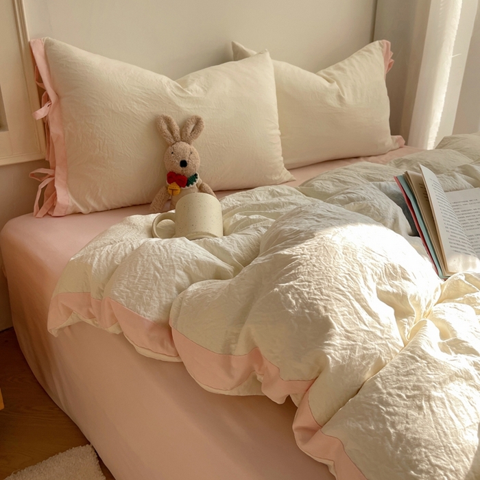 91家纺网 家纺一手货源 找家纺 轻奢坊 2025新款水洗棉纯色撞色包边绑带款四件套 芝士白