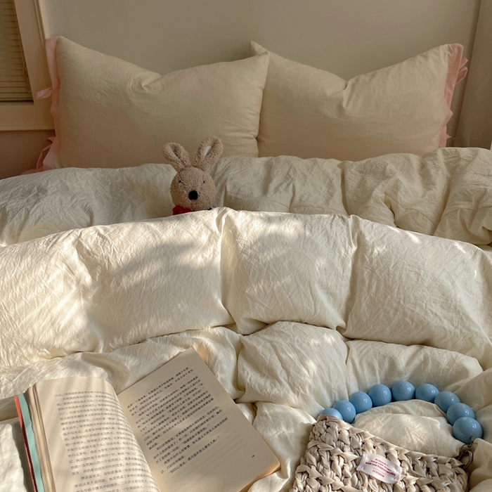 91家纺网 家纺一手货源 找家纺 轻奢坊 2025新款水洗棉纯色撞色包边绑带款四件套 芝士白