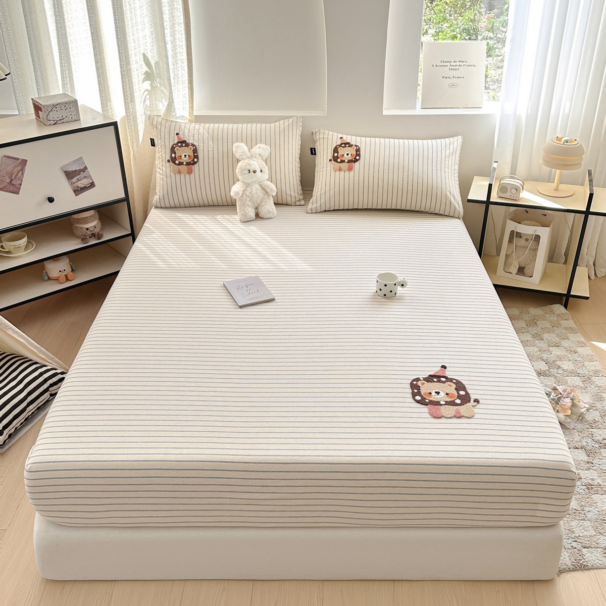 91家纺网 家纺一手货源 找家纺 乐美家纺 2025秋冬新款全棉色织水洗棉床笠三件套系列 奶萌狮