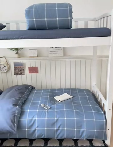 91家纺网 家纺一手货源 找家纺 曼之夏 2025新款全棉拼色纯色宿舍学生三件套 蓝格