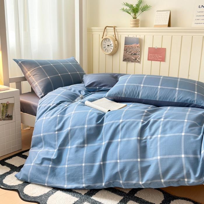 91家纺网 家纺一手货源 找家纺 曼之夏 2025新款全棉拼色纯色宿舍学生三件套 蓝格