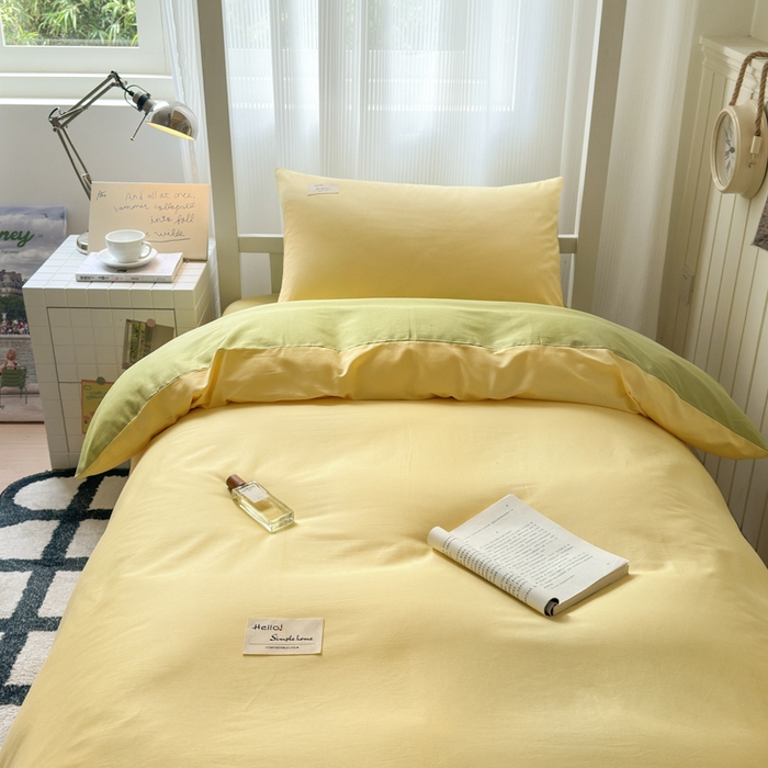 91家纺网 家纺一手货源 找家纺 曼之夏 2025新款全棉拼色纯色宿舍学生三件套 杏黄+草绿