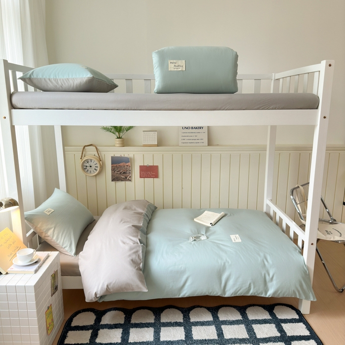 91家纺网 家纺一手货源 找家纺 曼之夏 2025新款全棉拼色纯色宿舍学生三件套 水兰+米灰