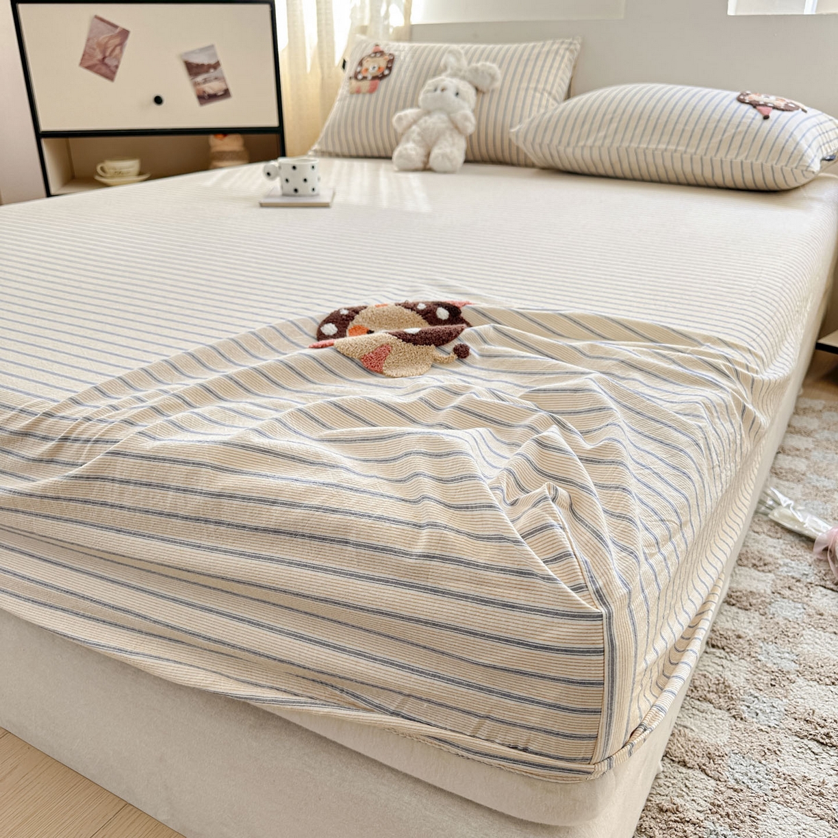 91家纺网 家纺一手货源 找家纺 乐美家纺 2025秋冬新款全棉色织水洗棉床笠三件套系列 奶萌狮