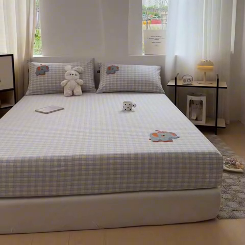 91家纺网 家纺一手货源 找家纺 乐美家纺 2025秋冬新款全棉色织水洗棉床笠三件套系列 吨吨象