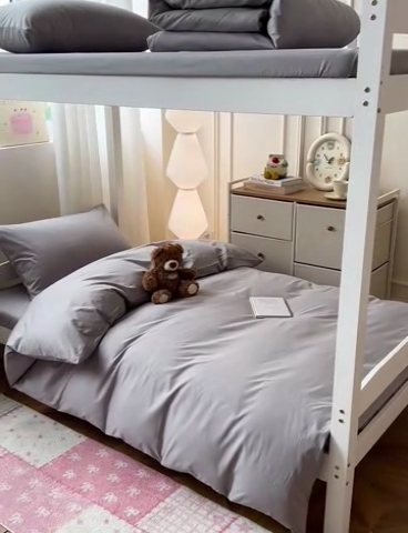 91家纺网 家纺一手货源 找家纺 泽西家纺 2025新款A类加密全棉40支13376简约风宿舍双拼纯色纯棉学生三件套 深灰