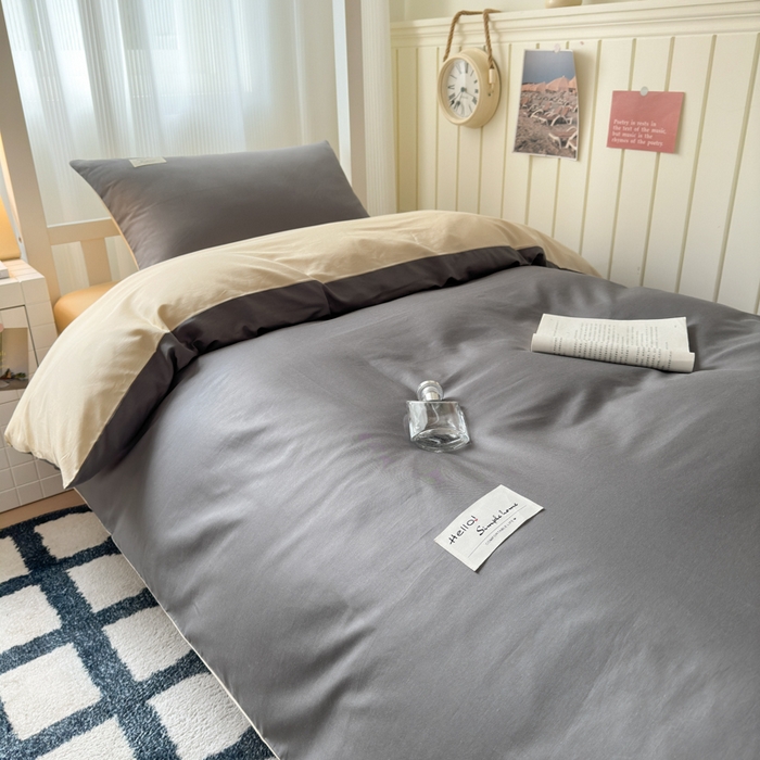 91家纺网 家纺一手货源 找家纺 曼之夏 2025新款全棉拼色纯色宿舍学生三件套 高级灰+浅驼