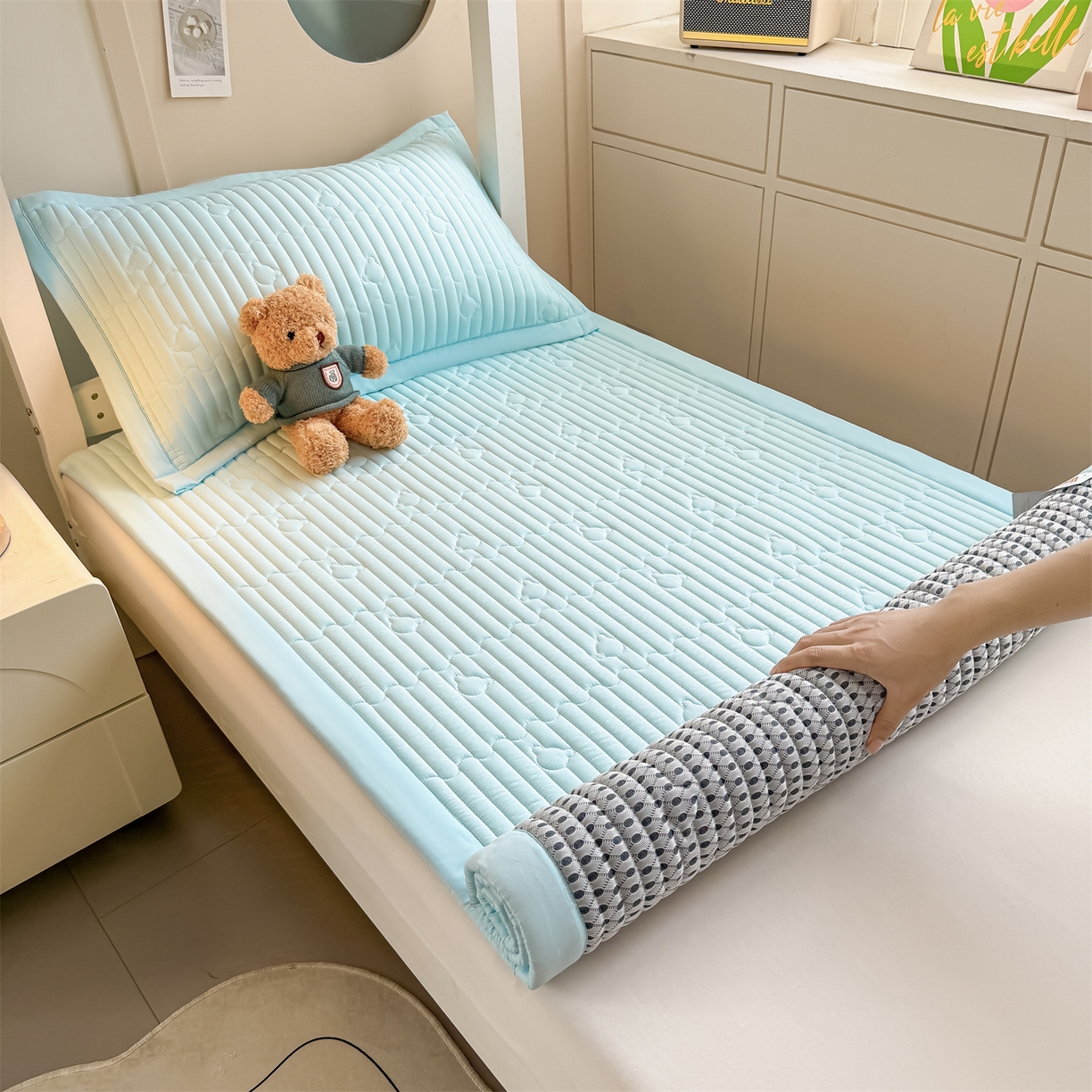 91家纺网 家纺一手货源 找家纺 （总）雯豆家纺 2025新款学生宿舍夹棉床褥薄垫子上下铺床单人床护垫