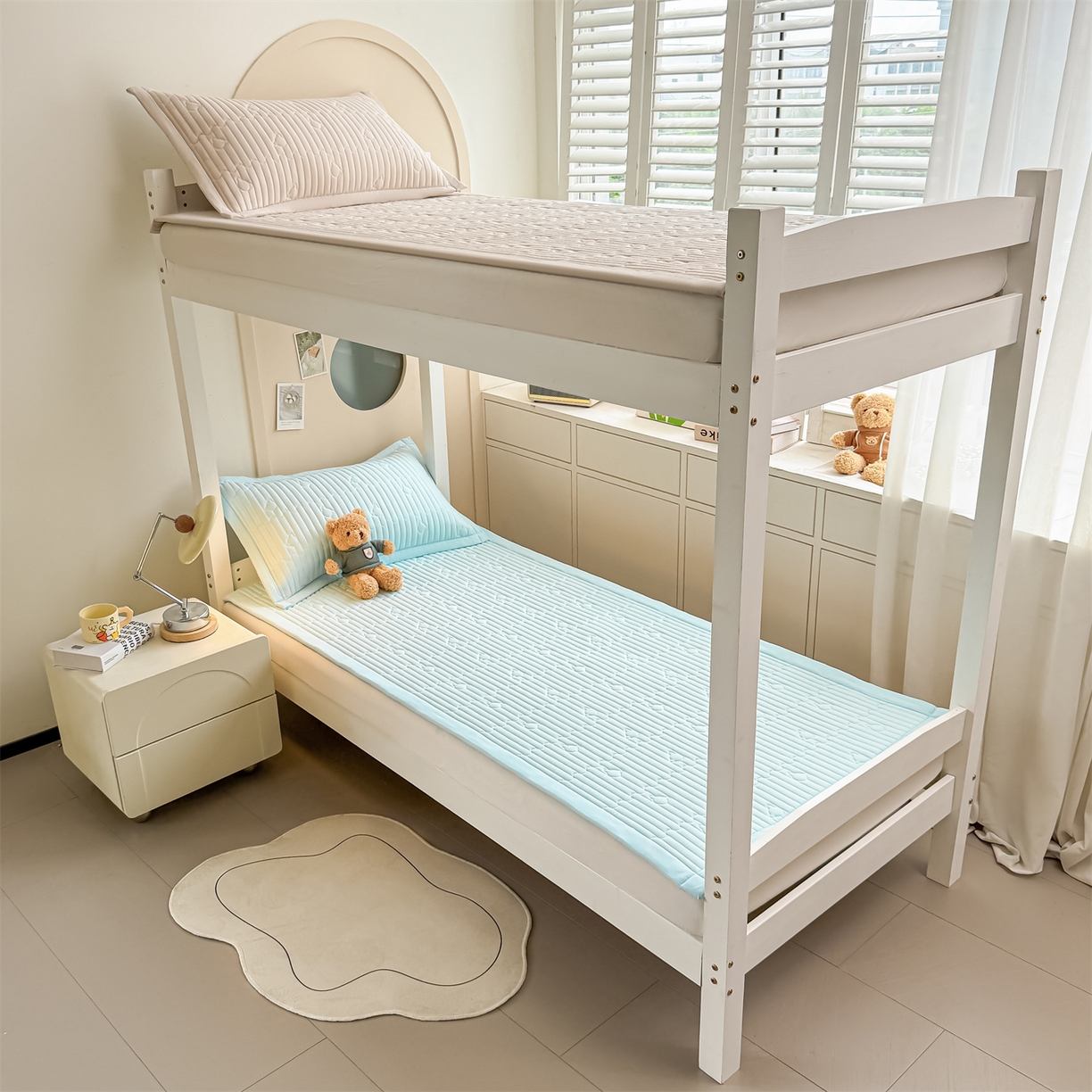 91家纺网 家纺一手货源 找家纺 （总）雯豆家纺 2025新款学生宿舍夹棉床褥薄垫子上下铺床单人床护垫