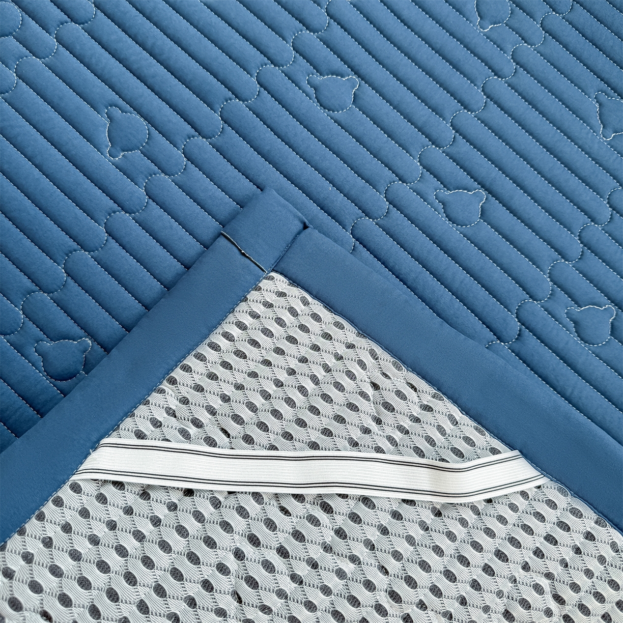 91家纺网 家纺一手货源 找家纺 雯豆家纺 2025新款学生宿舍夹棉床褥薄垫子上下铺床单人床护垫 爱心熊-床褥款黛蓝