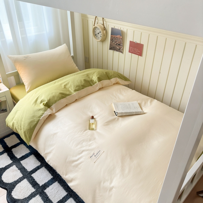 91家纺网 家纺一手货源 找家纺 曼之夏 2025新款全棉拼色纯色宿舍学生三件套 米白+草绿