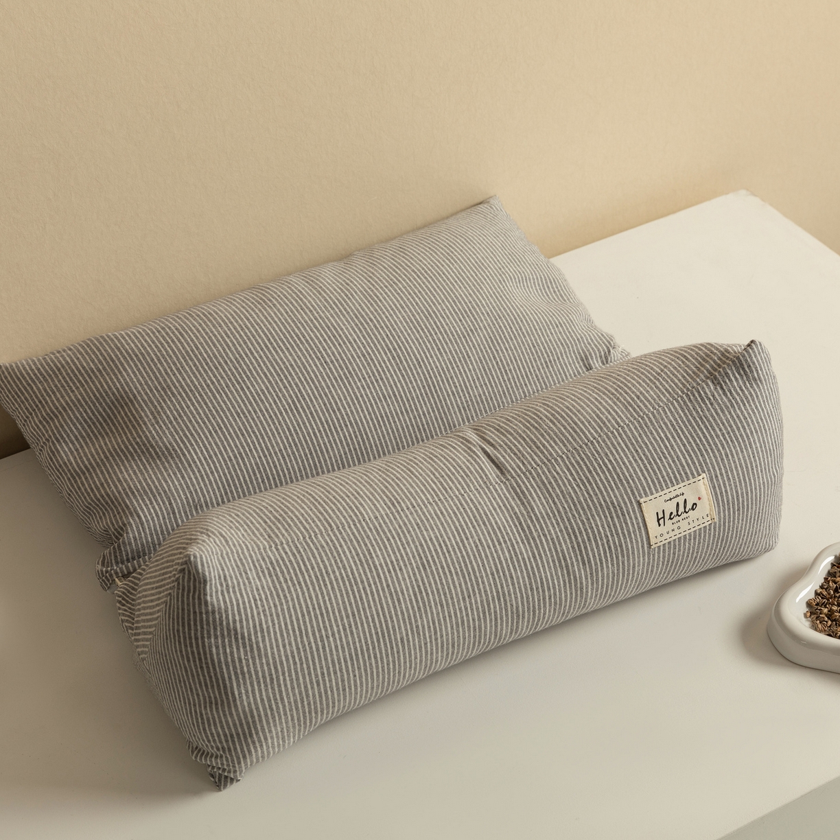 91家纺网 家纺一手货源 找家纺 芯奇想 2025新款KBX全棉二合一荞麦枕枕头枕芯 KBX全棉二合一荞麦枕灰条纹