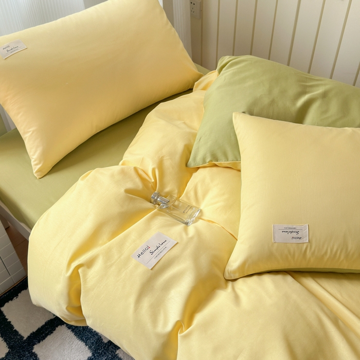 91家纺网 家纺一手货源 找家纺 曼之夏 2025新款全棉拼色纯色宿舍学生三件套 杏黄+草绿