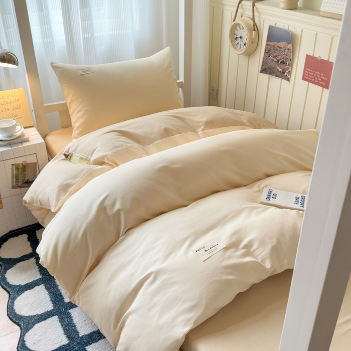 91家纺网 家纺一手货源 找家纺 曼之夏 2025新款全棉拼色纯色宿舍学生三件套 米白+浅驼