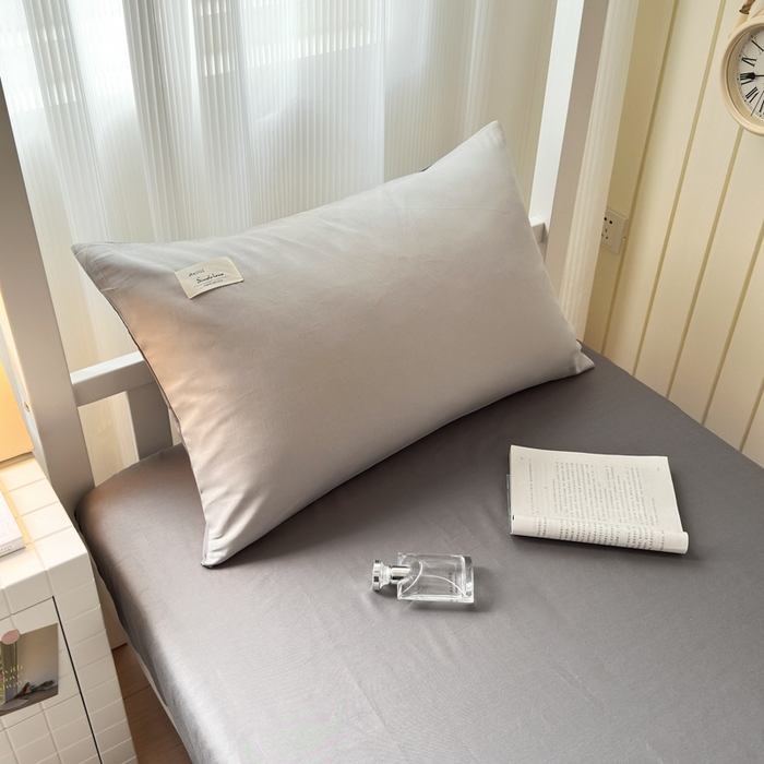 91家纺网 家纺一手货源 找家纺 曼之夏 2025新款全棉拼色纯色宿舍学生三件套 米灰+高级灰