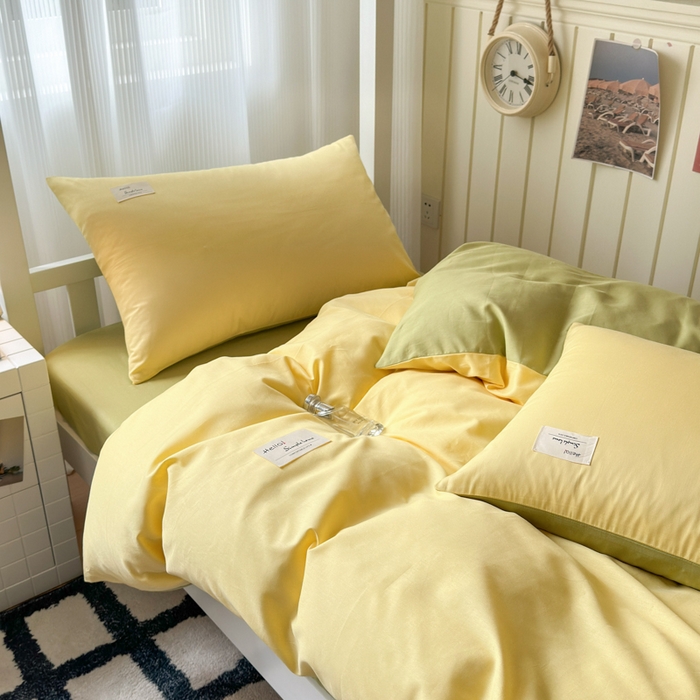 91家纺网 家纺一手货源 找家纺 曼之夏 2025新款全棉拼色纯色宿舍学生三件套 杏黄+草绿