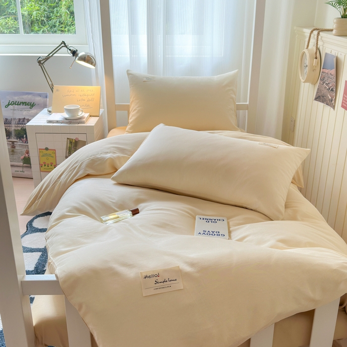 91家纺网 家纺一手货源 找家纺 曼之夏 2025新款全棉拼色纯色宿舍学生三件套 米白+浅驼