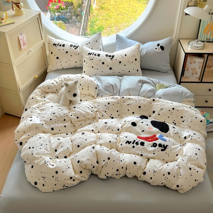 百寐 2025新款亲肤柔软水洗棉卡通可爱学生季宿舍床三四件套非全棉毛巾绣 斑点狗狗