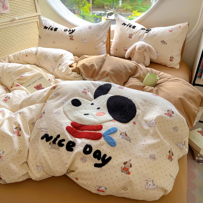 91家纺网 家纺一手货源 找家纺 百寐 2025新款亲肤柔软水洗棉卡通可爱学生季宿舍床三四件套非全棉毛巾绣 派对狗狗