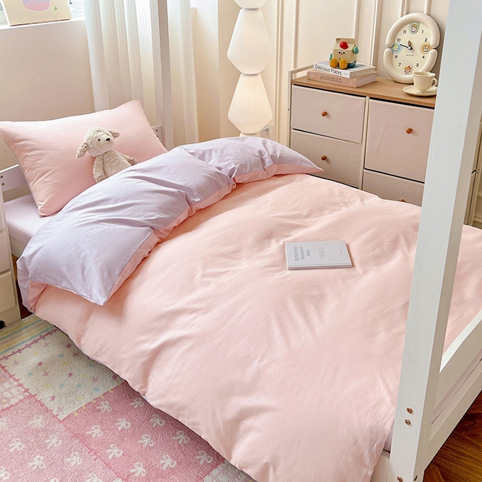 91家纺网 家纺一手货源 找家纺 泽西家纺 2025新款A类加密全棉40支13376简约风宿舍双拼纯色纯棉学生三件套 樱花粉+紫