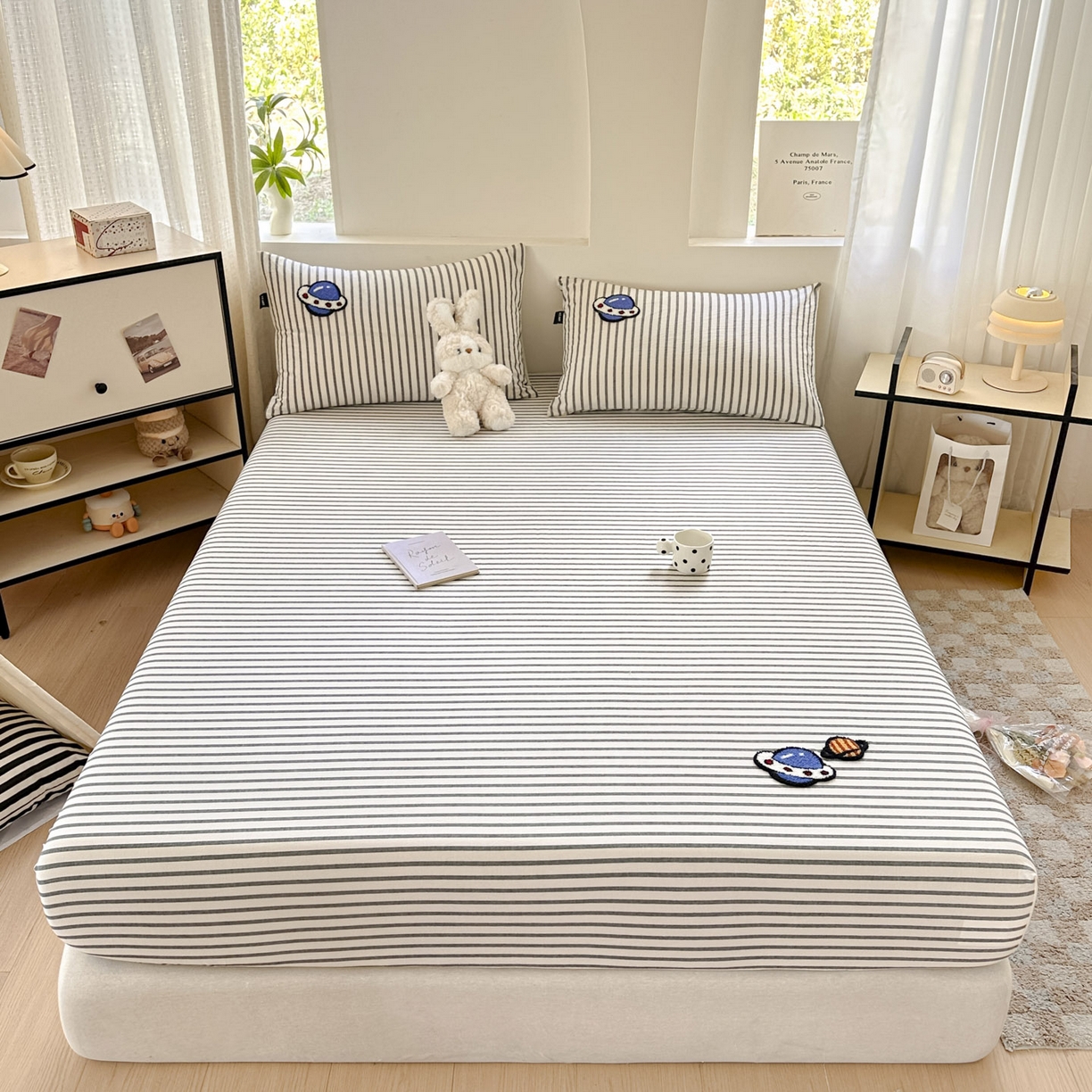 91家纺网 家纺一手货源 找家纺 乐美家纺 2025秋冬新款全棉色织水洗棉床笠三件套系列 宇宙星球