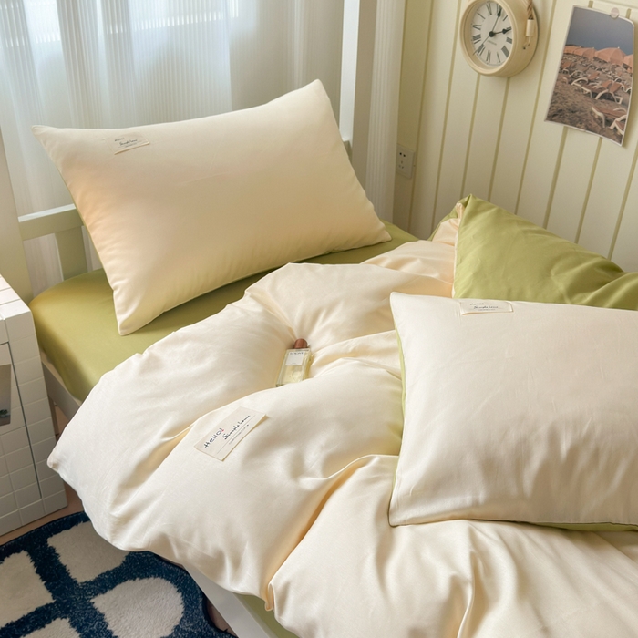 91家纺网 家纺一手货源 找家纺 曼之夏 2025新款全棉拼色纯色宿舍学生三件套 米白+草绿