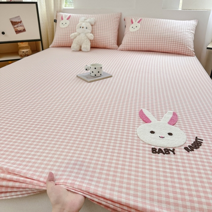 乐美家纺 2025秋冬新款全棉色织水洗棉床笠三件套系列 甜甜兔