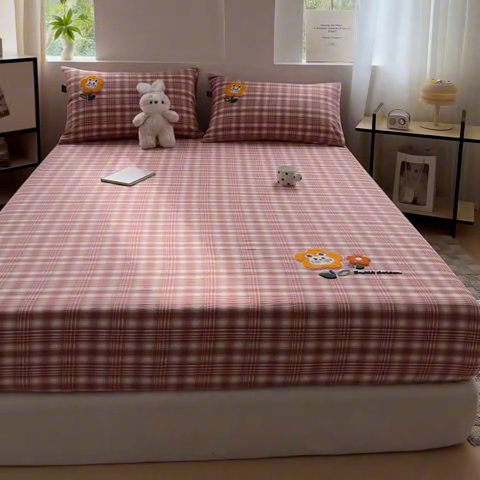 91家纺网 家纺一手货源 找家纺 乐美家纺 2025秋冬新款全棉色织水洗棉床笠三件套系列 兔兔花