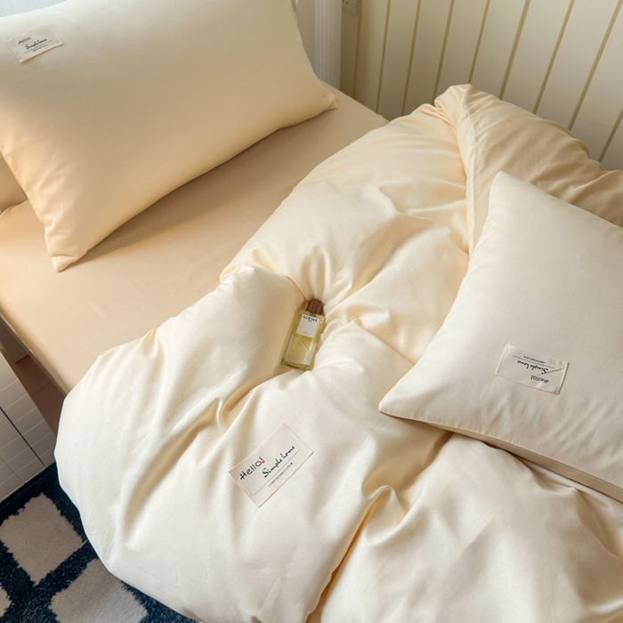 91家纺网 家纺一手货源 找家纺 曼之夏 2025新款全棉拼色纯色宿舍学生三件套 米白+浅驼