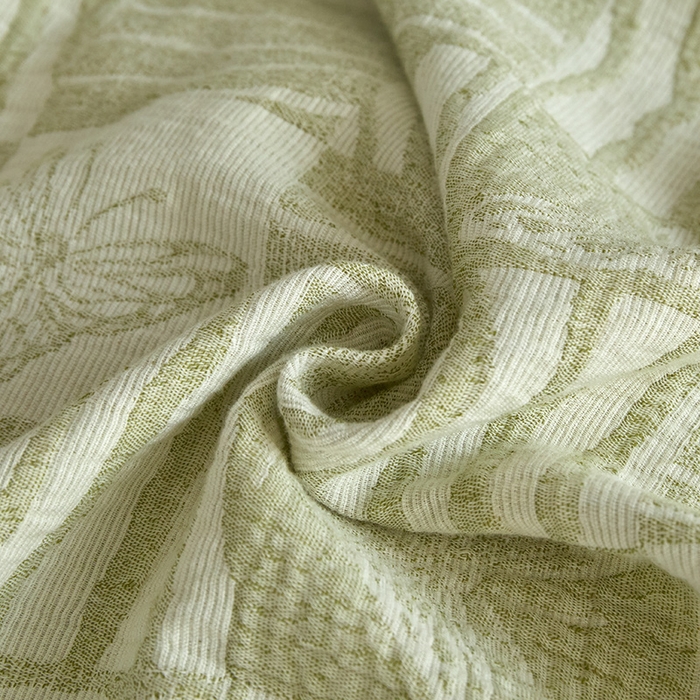 91家纺网 家纺一手货源 找家纺 乐美家纺 2025秋冬新款三层纱大提花系列四件套 梦境之翼-绿